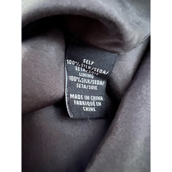 Tibi Gray Silk Embroidered Cutout Shift Dress 6 NWOT - Picture 5 of 5